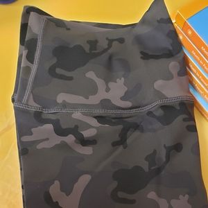 Zyia Active Campbell Crop Leggings